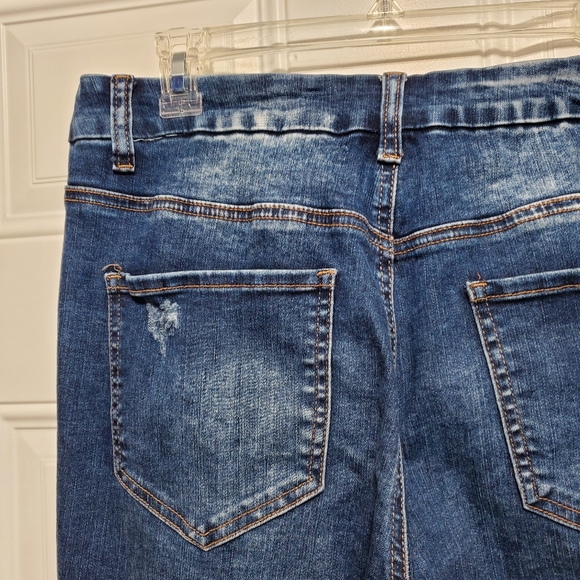 RUE 21 CURVY Mid-Rise Ankle Distressed Jeggings size 18 - Picture 11 of 16